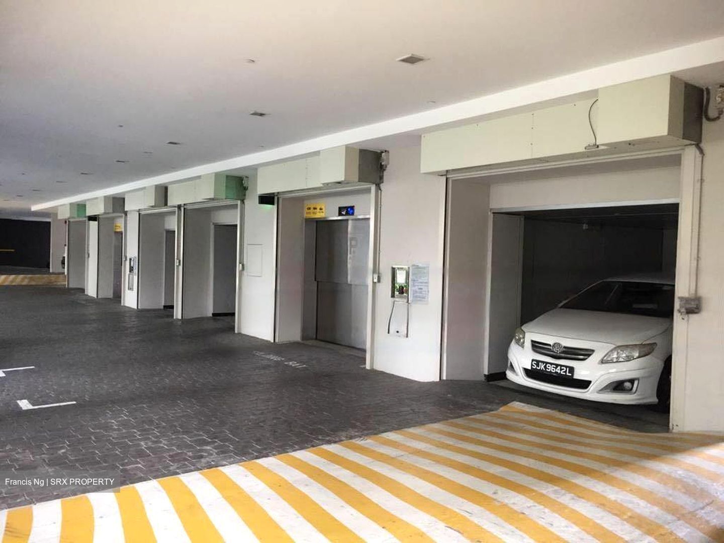 The Water Edge (D14), Apartment #458872361